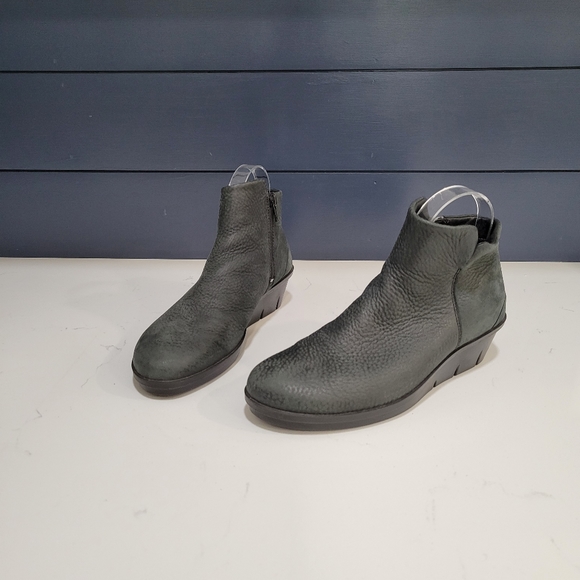 ecco skyler wedge boot